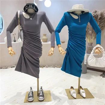 Az új 2021 őszi kerek gallér rakott show vékonyka résen szabálytalan hip wrap hosszú ujjú boutique design ruha