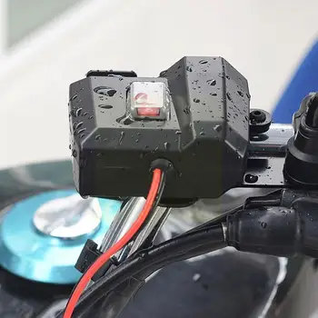 Vízálló Dual USB-Motoros szivargyújtó Aljzat Adapter Feszültség Robogó ATV 12V Teljesítmény Kijelző Outlet Port LED Osztott X2D2